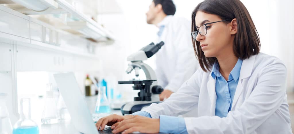 Female Scientist in lab